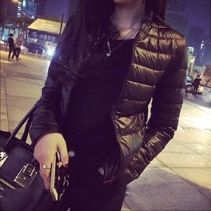 Puffer jacket.